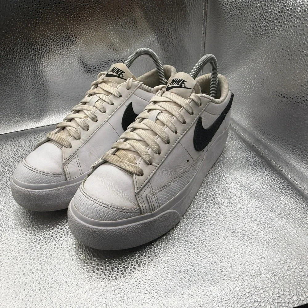 Size‎ 7 Nike Blazer Low White Womens Lace-Up Platform Athletic Shoes DZ5210-100